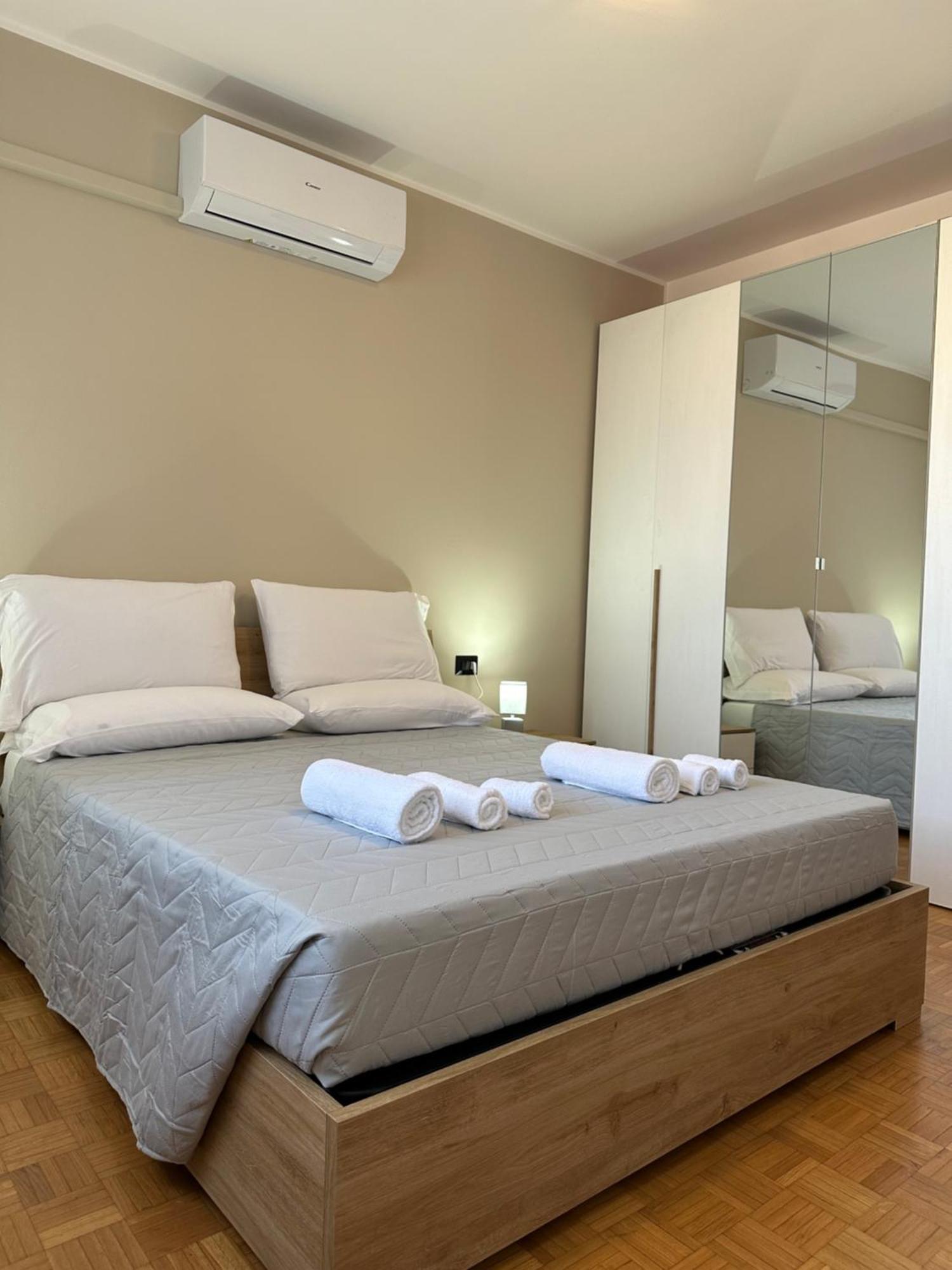 Luxury Apartment Бергамо Екстер'єр фото